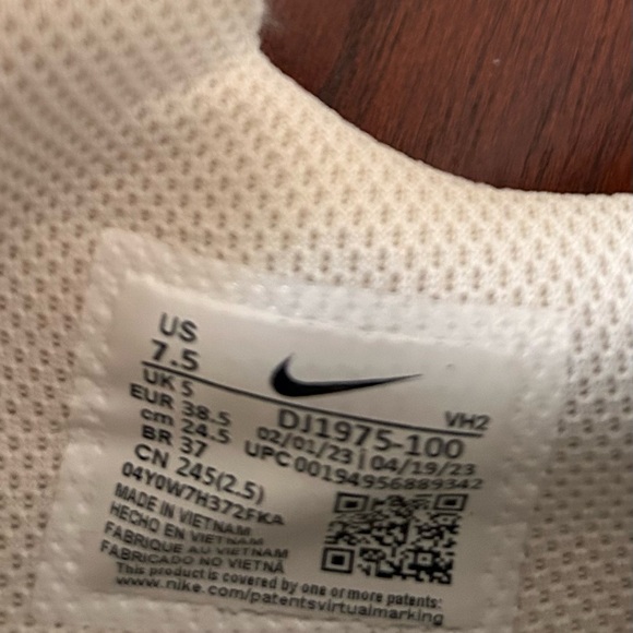 Nike Women's Air Max Excee 'Cork/ White' (DJ1975-100) Expeditedship US 7.5 - Picture 8 of 8